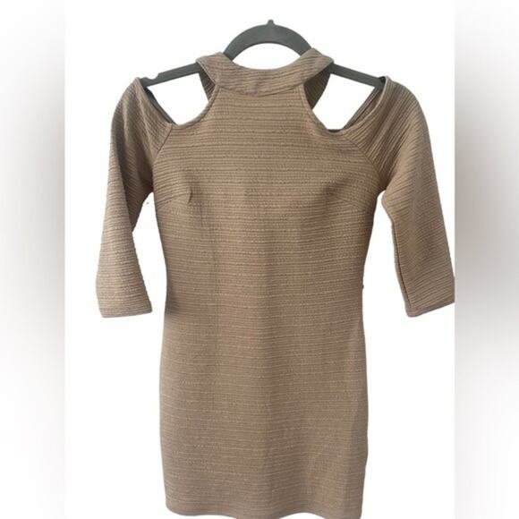 Bebe Mini Cocktail Dress Bodycon Cut Out Shoulder Half Sleeve Nude Petite Small - Picture 2 of 10